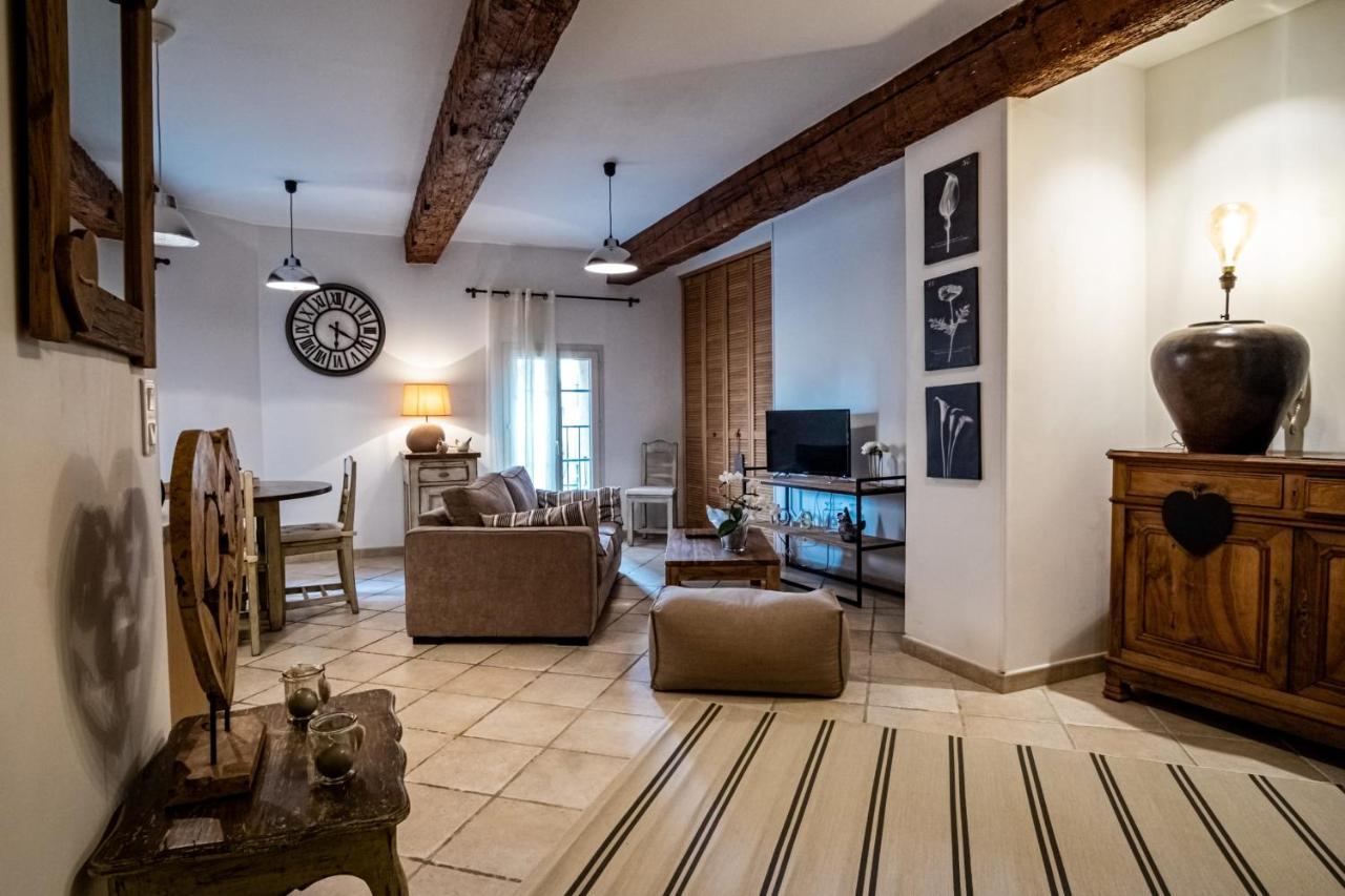 Appartement Au Coeur De L'Isle Sur La Sorgue Luaran gambar