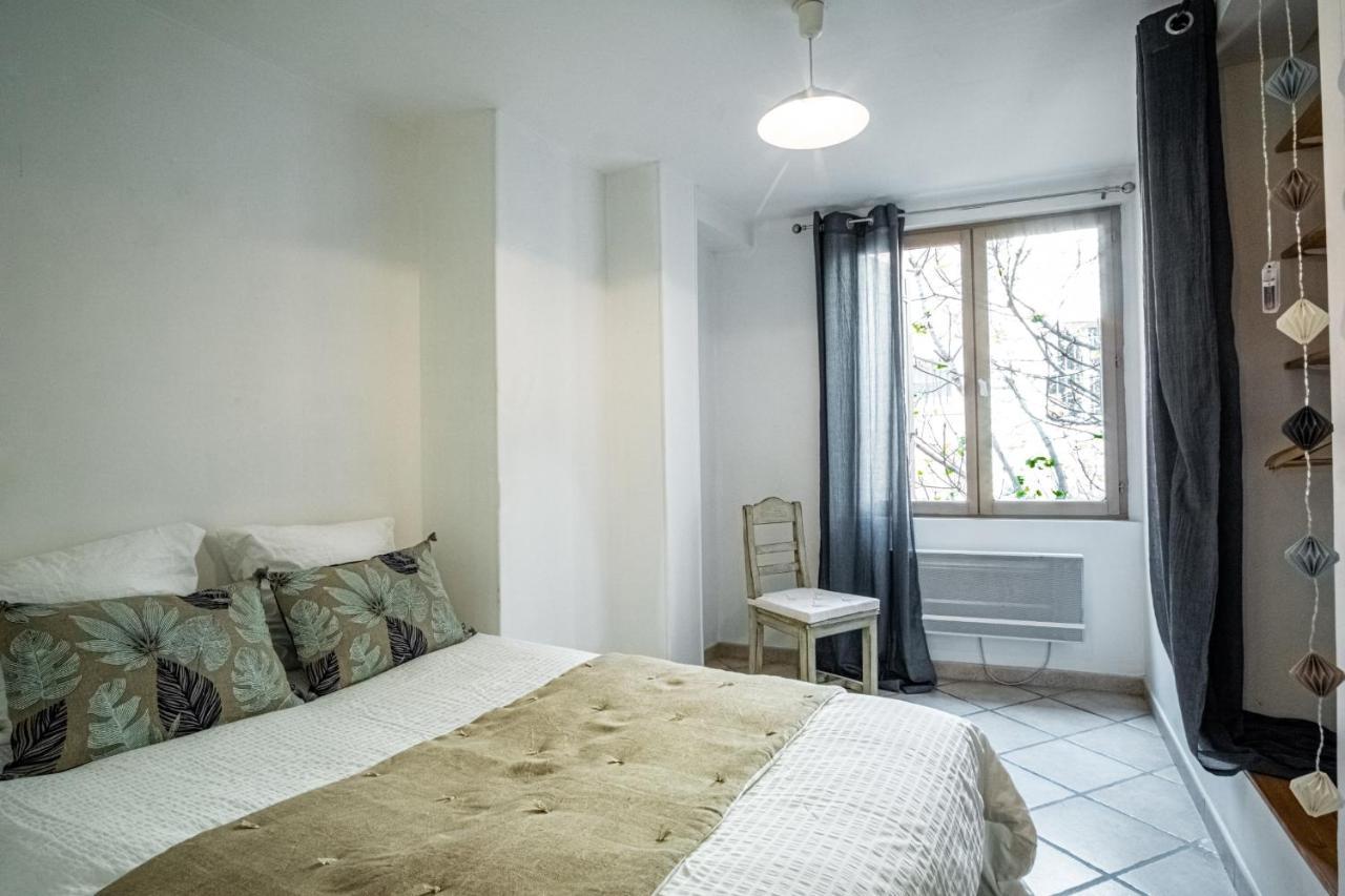 Appartement Au Coeur De L'Isle Sur La Sorgue Luaran gambar